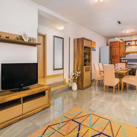 Apartment Lela *